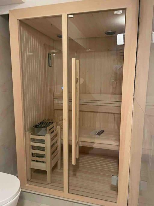 Appartamento Con Piscina E Sauna ביסונה מראה חיצוני תמונה
